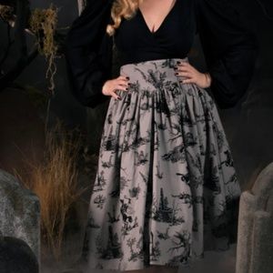 La Femme en Noir Sleepy Hollow Gothic Tales Toile Skirt in Grey